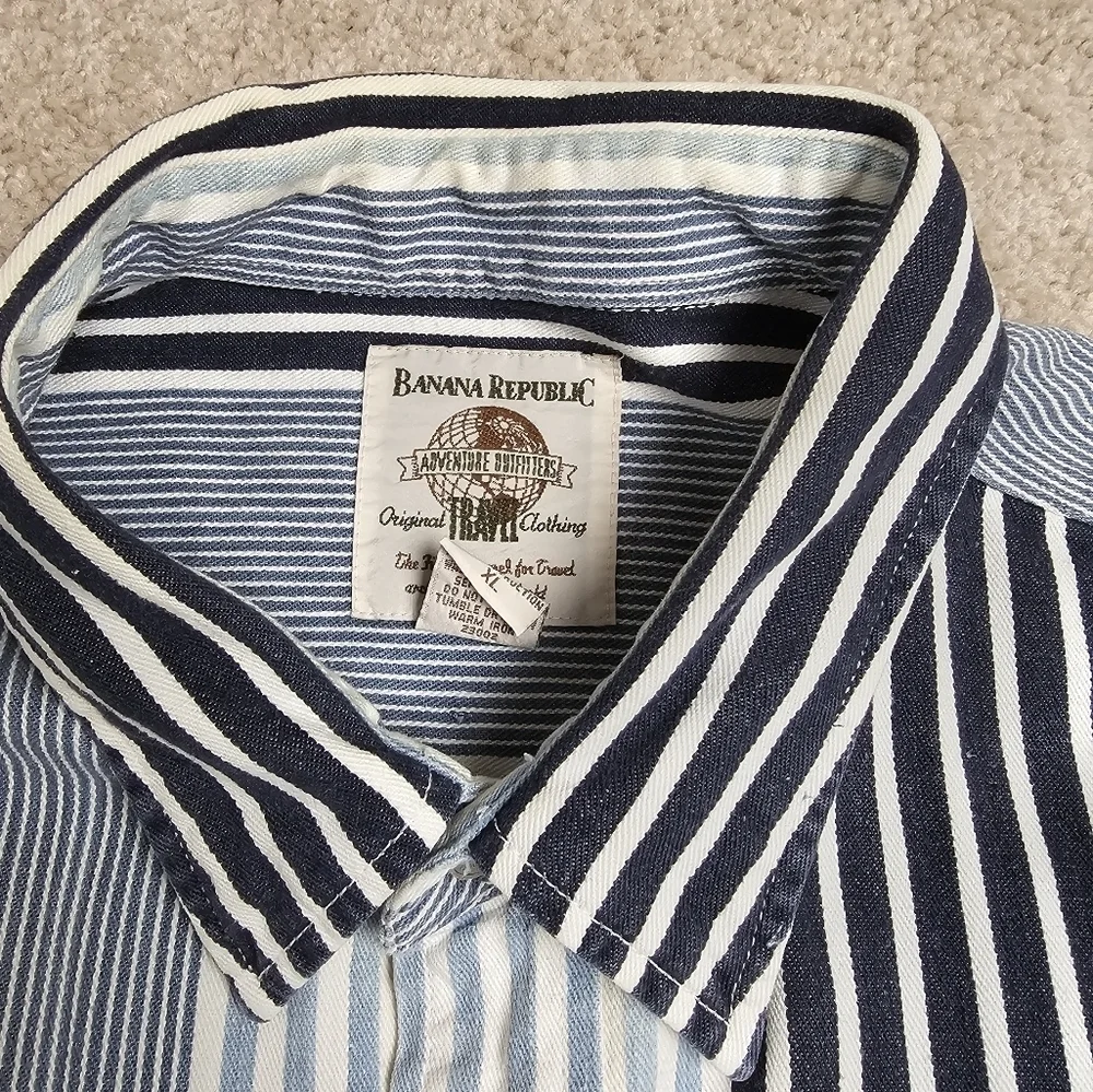 Vintage Banana Republic Safari & Travel Blue Multi Striped Button Down Shirt‎ XL